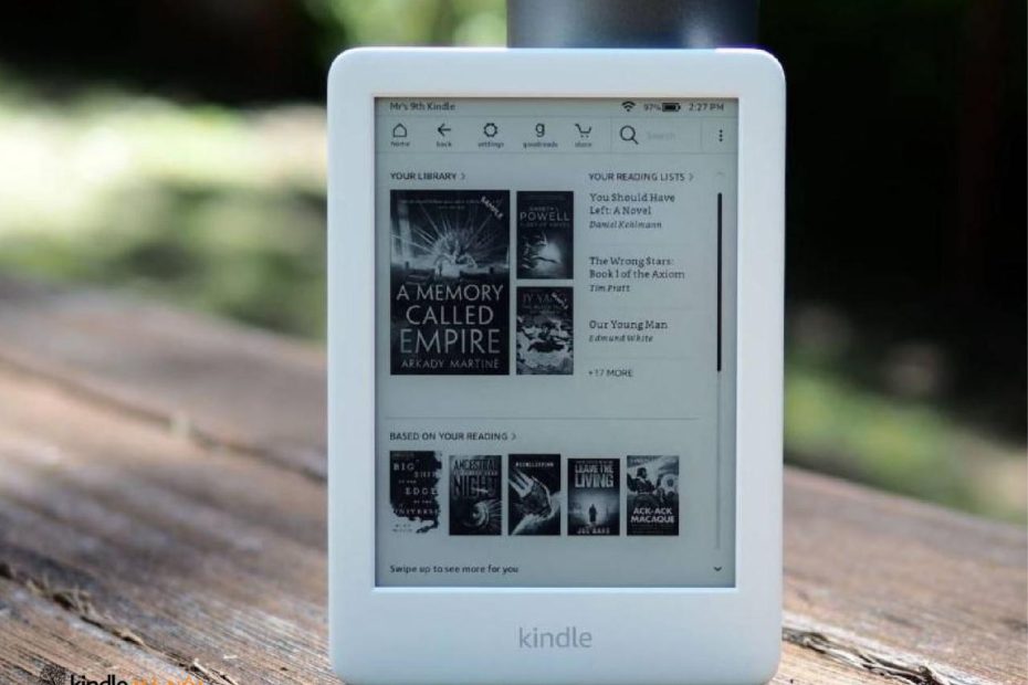 So Sánh Máy Đọc Sách Kindle Paperwhite Gen 4 10Th Với Kindle Basic 10Th  2019 (All-New-Kindle) - Kindle Hà Nội